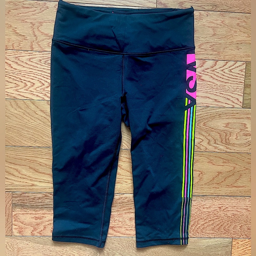 Victoria's Secret vsx sport knockout crop leggings neon stripe size medium